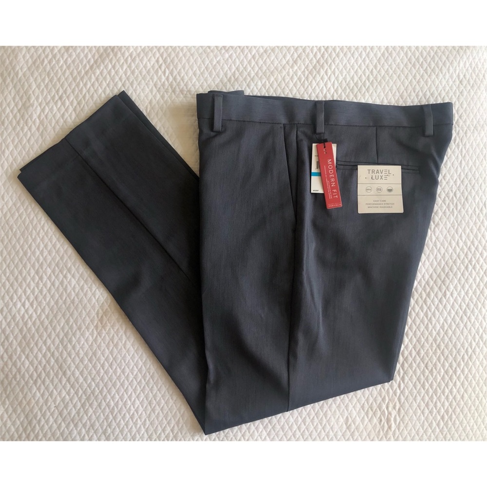 Perry Ellis - NWT, Modern Fit Dress Pants in Slate